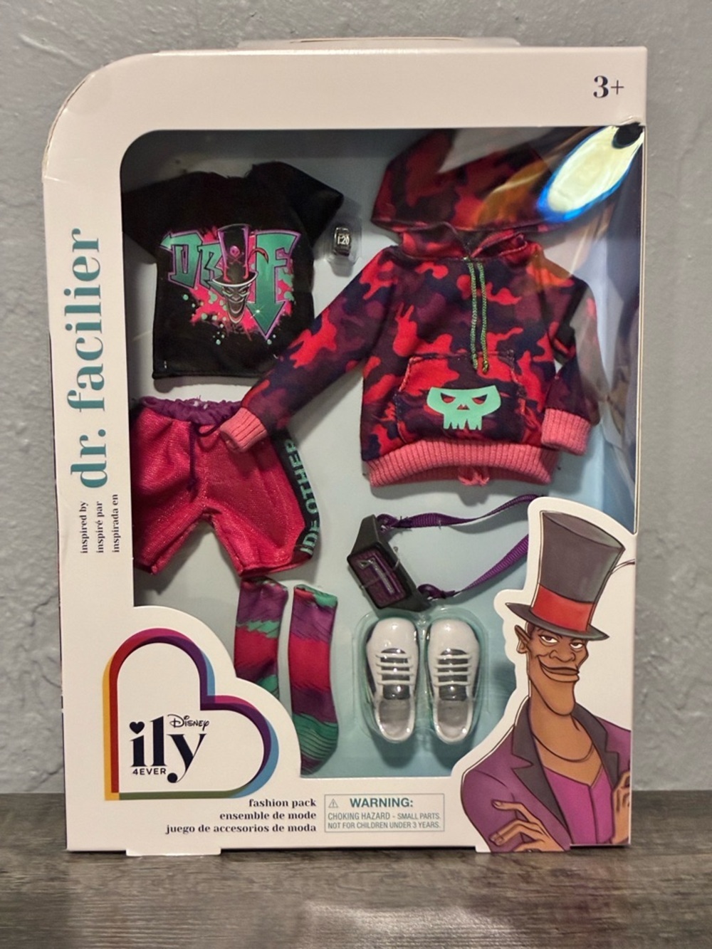 Disney Dr. Facilier Fashion Park Accessories for the ily 4Ever Doll